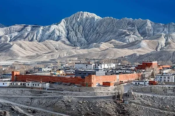 upper mustang monasteries
